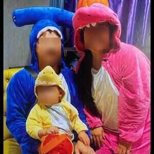 Shark Family Costumes (3)